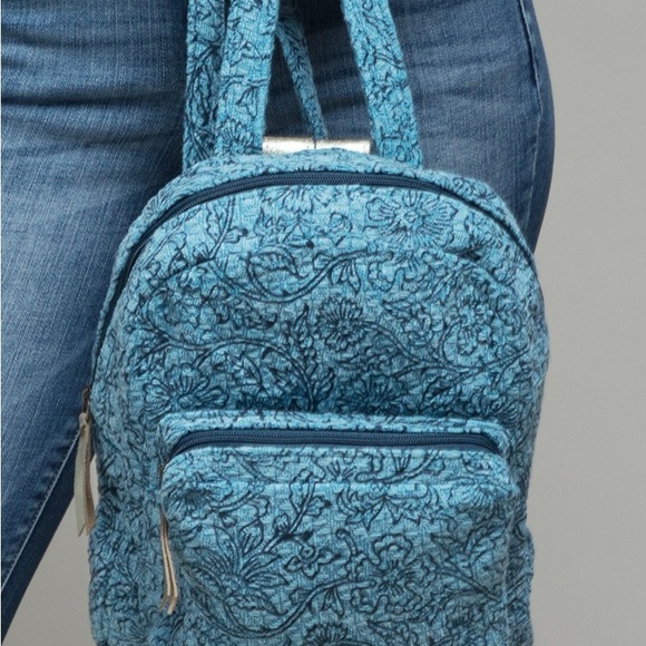 Blue Vine Print Backpack Fabric NWT - Picture 7 of 17